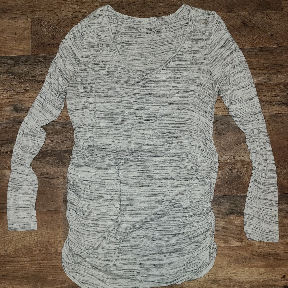 Maternity shirt